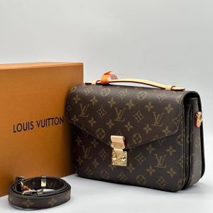 Louis Vuitton Pochette Metis